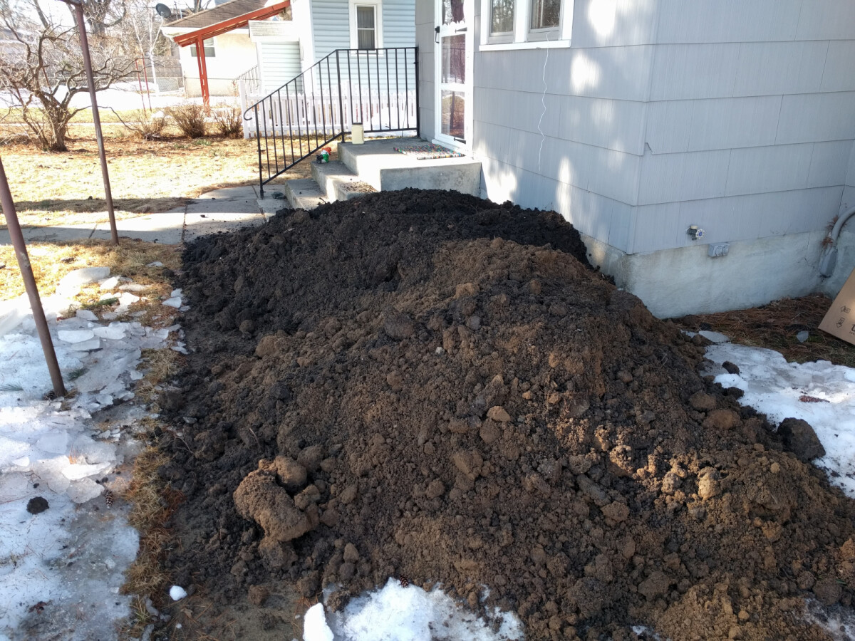 Photo of a very large pile of dirt